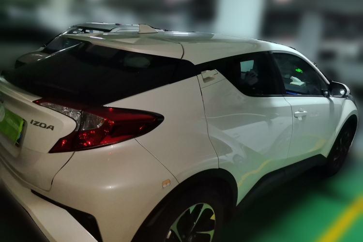 Used Toyota IZOA 2020 2.0L Enjoy Edition Rear Right 45 Deg