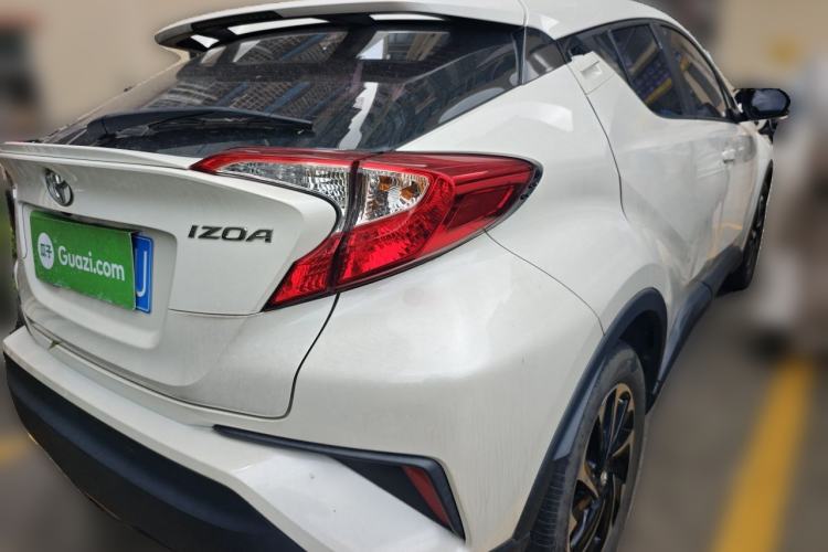 Used Toyota IZOA 2020 2.0L Yi Xiang CARE Rear Right 45 Deg