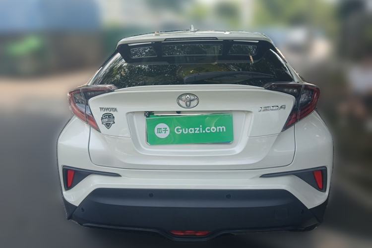 Used Toyota IZOA 2020 2.0L Yichi Version Rear