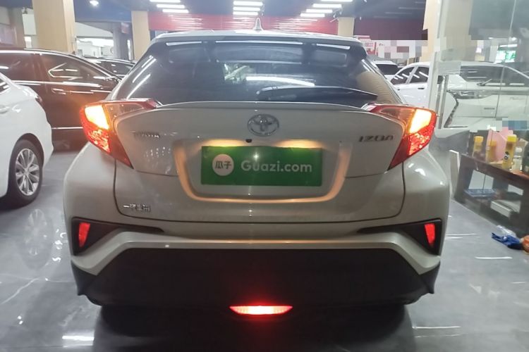 Used Toyota IZOA 2020 2.0L Yi Xiang CARE Rear