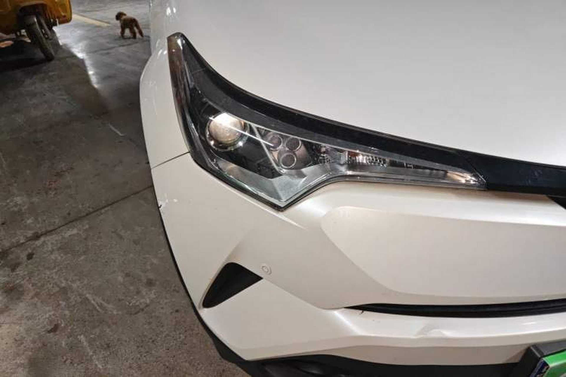Used Toyota IZOA 2020 2.0L Yi Xiang CARE Right Front Headlight
