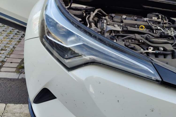 Used Toyota IZOA 2020 2.0L Yichi Version Right Front Headlight