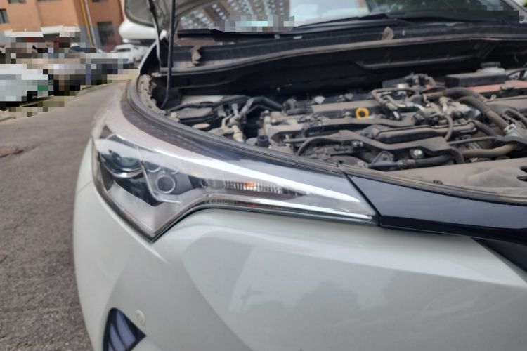 Used Toyota IZOA 2020 2.0L Yi Xiang CARE Right Front Headlight