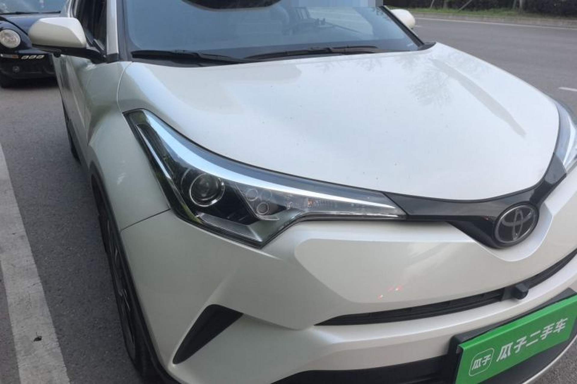 Used Toyota IZOA 2020 2.0L Enjoy Edition Right Front Headlight