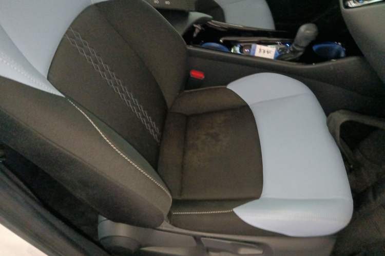 Used Toyota IZOA 2020 2.0L Yi Xiang CARE Right Front Seat