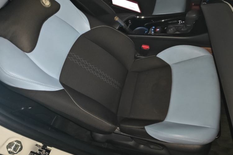 Used Toyota IZOA 2020 2.0L Yi Xiang CARE Right Front Seat