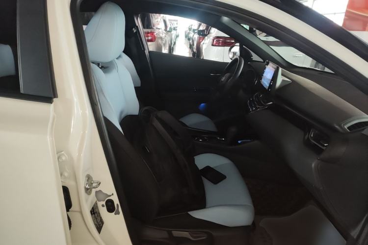 Used Toyota IZOA 2020 2.0L Yi Xiang CARE Right Front Seat