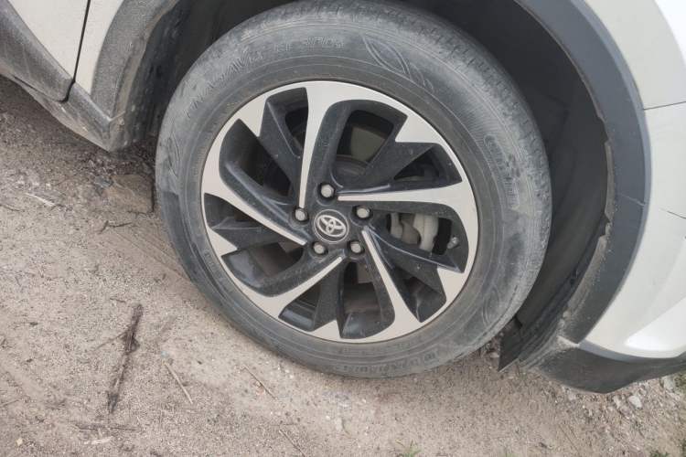 Used Toyota IZOA 2020 2.0L Enjoy Edition Right Front Wheel Hub