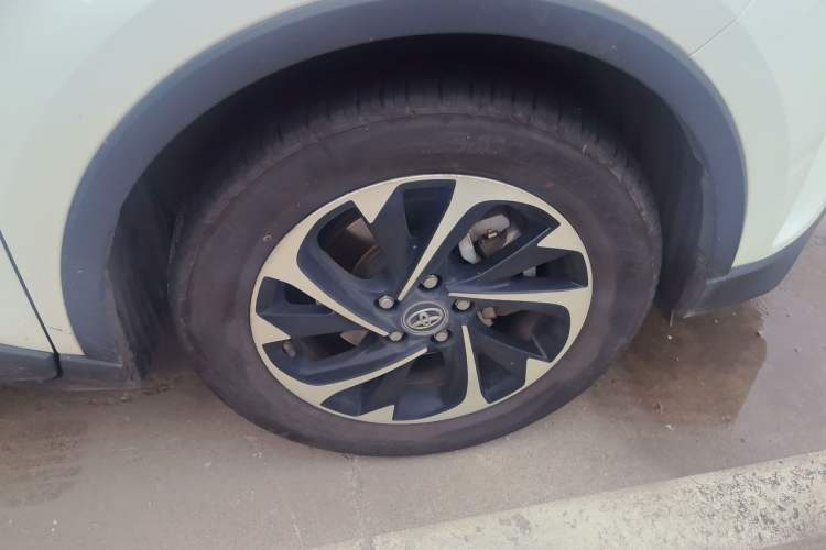 Used Toyota IZOA 2020 2.0L Enjoy Edition Right Front Wheel Hub