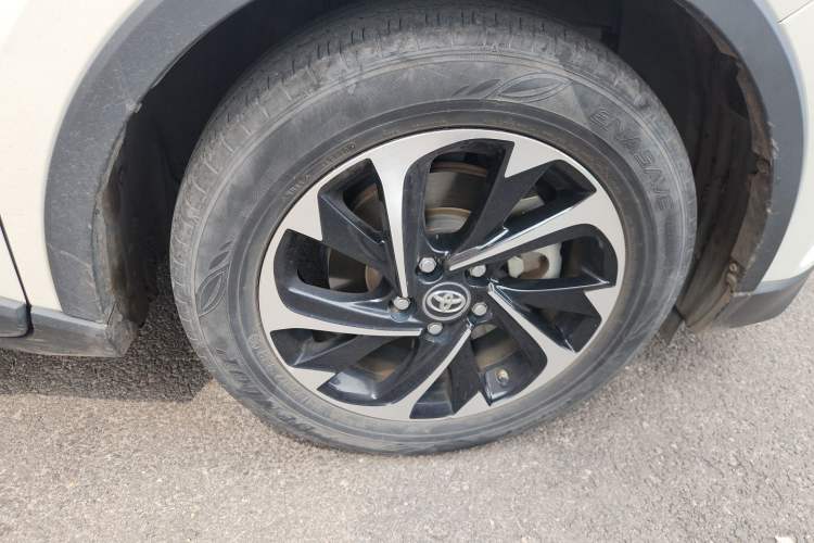 Used Toyota IZOA 2020 2.0L Yi Xiang CARE Right Front Wheel Hub