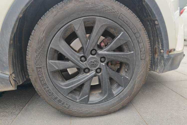 Used Toyota IZOA 2020 2.0L Yichi Version Right Front Wheel Hub