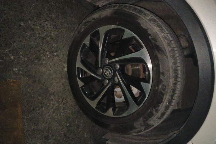 Used Toyota IZOA 2020 2.0L Enjoy Edition Right Front Wheel Hub