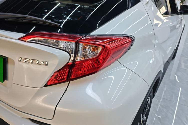 Used Toyota IZOA 2020 2.0L Yi Xiang CARE Right Rear Taillight