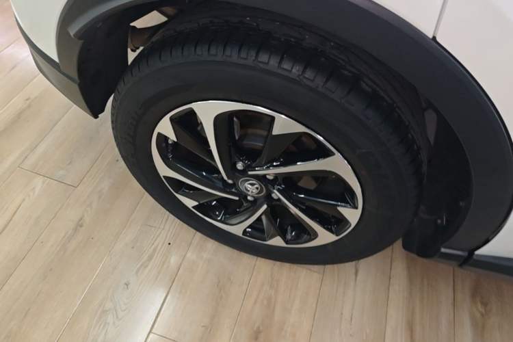 Used Toyota IZOA 2020 2.0L Yi Xiang CARE Right Rear Wheel Hub