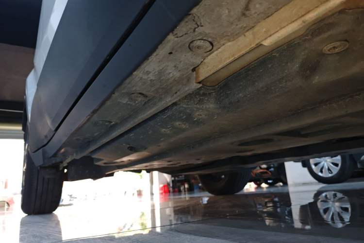 Used Toyota IZOA 2020 2.0L Yi Xiang CARE Right Side Sill