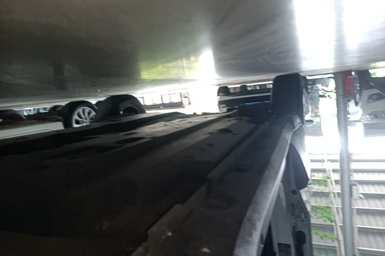 Used Toyota IZOA 2020 2.0L Yichi Version Right Side Sill