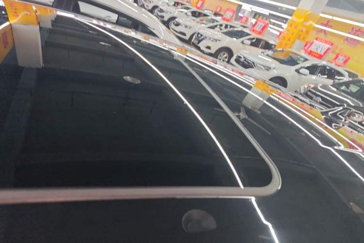 Used Toyota IZOA 2020 2.0L Yi Xiang CARE Roof