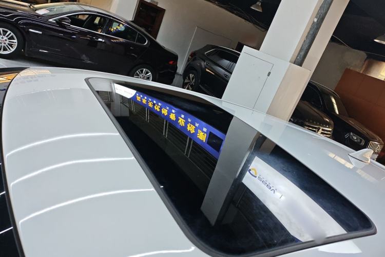 Used Toyota IZOA 2020 2.0L Yi Xiang CARE Roof