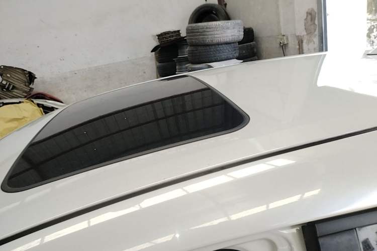 Used Toyota IZOA 2020 2.0L Yi Xiang CARE Roof