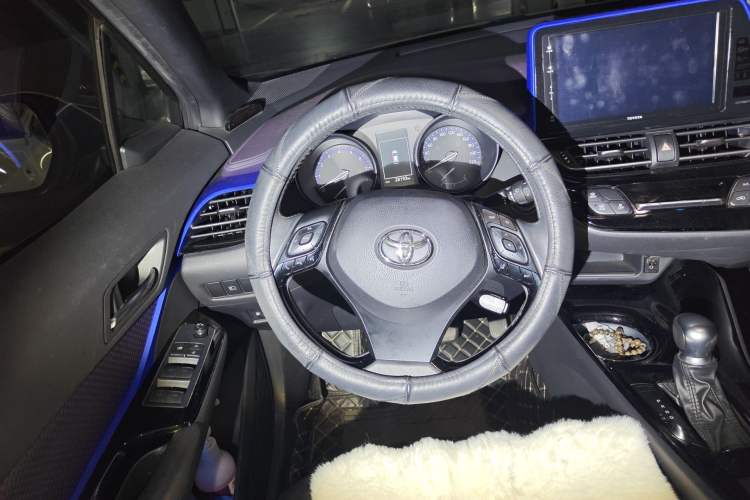 Used Toyota IZOA 2020 2.0L Yichi Version Steering Wheel