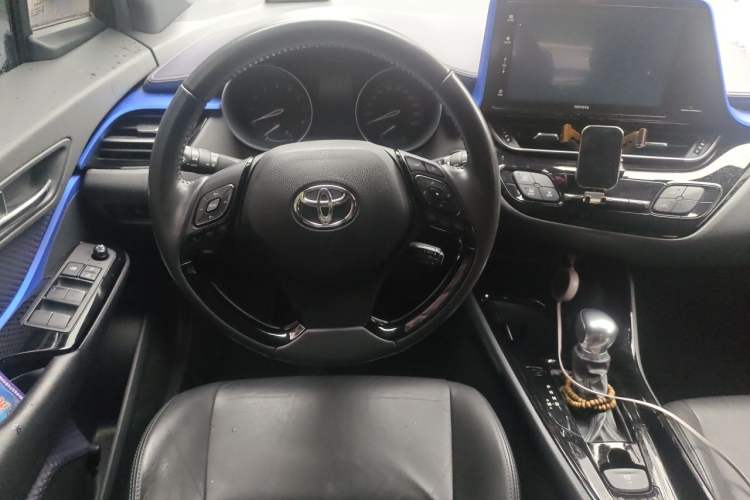 Used Toyota IZOA 2020 2.0L Yichi Version Steering Wheel