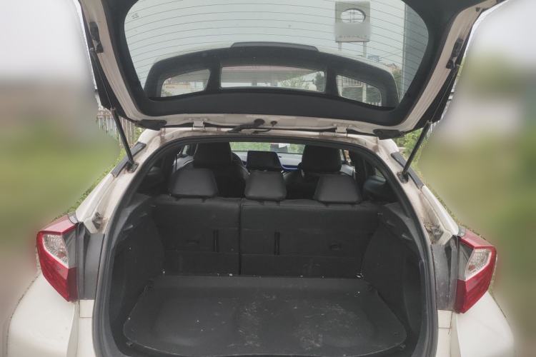 Used Toyota IZOA 2020 2.0L Enjoy Edition Trunk