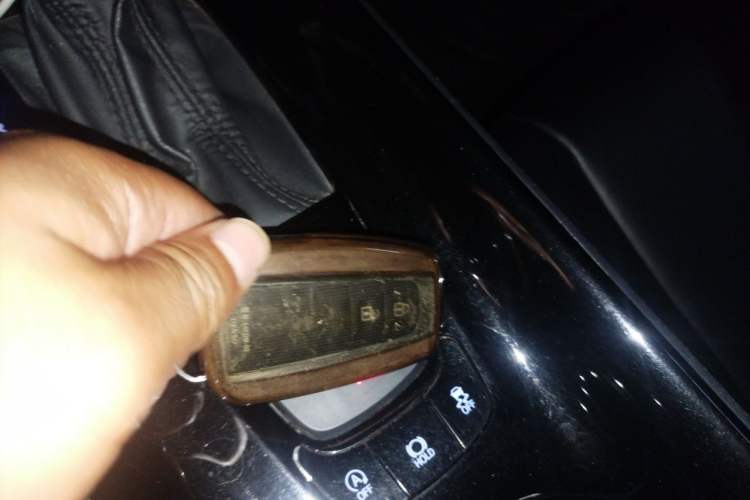 Used Toyota IZOA 2020 2.0L Enjoy Edition Vehicle Key