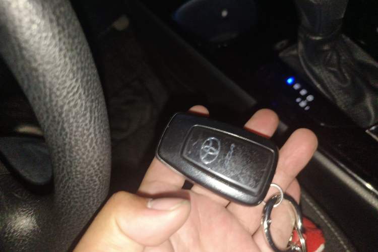 Used Toyota IZOA 2020 2.0L Enjoy Edition Vehicle Key