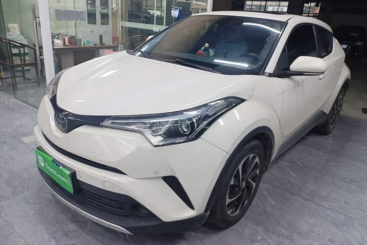Used Toyota IZOA 2020 2.0L Yi Xiang CARE Guazi used car, China used car export, Used car for sale, Used  cars, Cheapest cars for sale