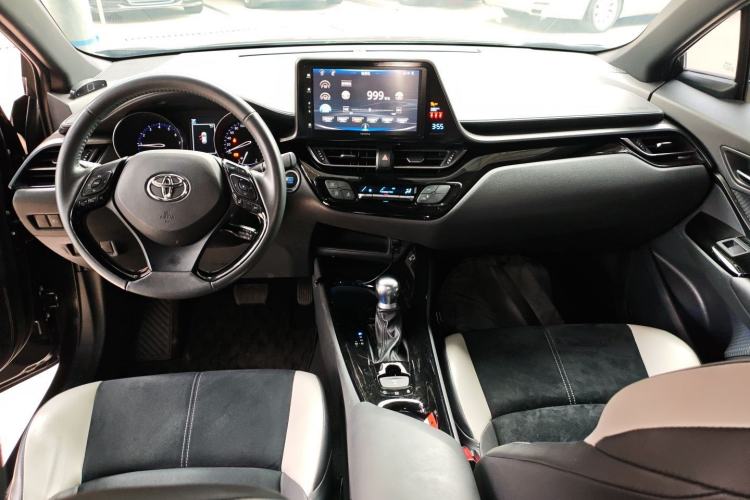 Used Toyota IZOA 2021 2.0L Yichi SPORT Center Console