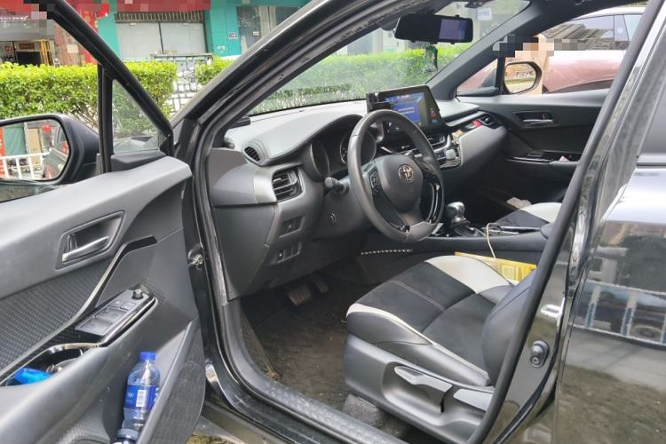 Used Toyota IZOA 2021 2.0L Yichi SPORT Driver Seat