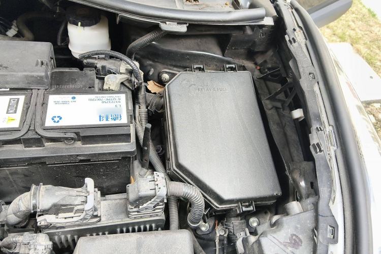 Used Toyota IZOA 2021 2.0L Yichi SPORT Engine Bay Left