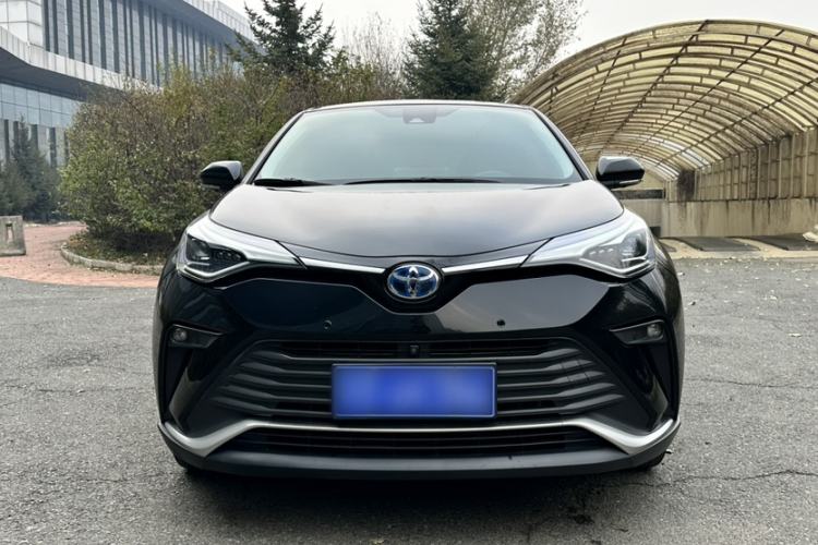 Used Toyota IZOA 2021 Dual-Motor 2.0L Yixuan Edition Exterior 1