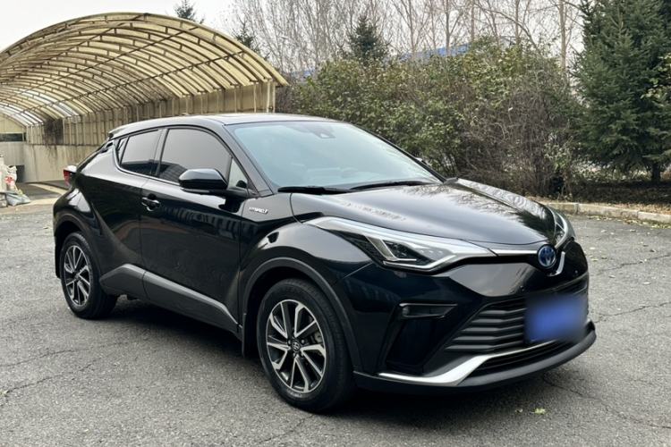 Used Toyota IZOA 2021 Dual-Motor 2.0L Yixuan Edition Exterior 2
