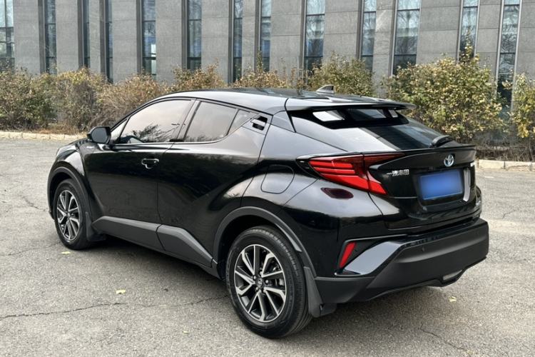 Used Toyota IZOA 2021 Dual-Motor 2.0L Yixuan Edition Exterior 4
