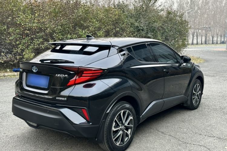 Used Toyota IZOA 2021 Dual-Motor 2.0L Yixuan Edition Exterior 6