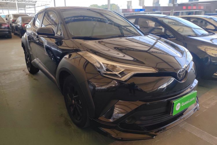 Used Toyota IZOA 2021 2.0L Yichi SPORT Front Right 45 Deg