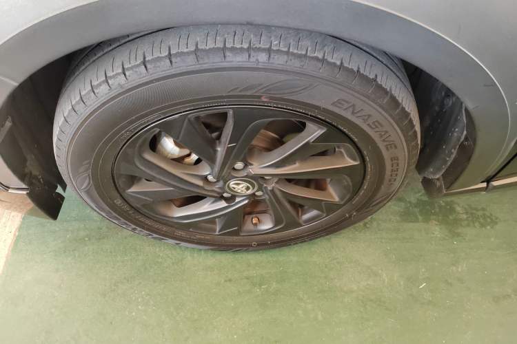 Used Toyota IZOA 2021 2.0L Yichi SPORT Left Front Wheel Hub