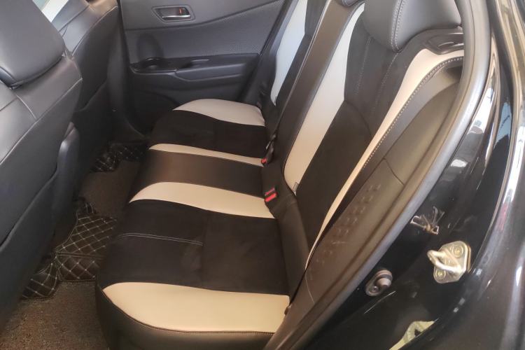 Used Toyota IZOA 2021 2.0L Yichi SPORT Left Rear Seat