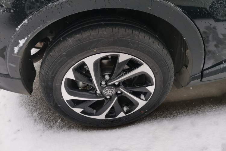 Used Toyota IZOA 2021 2.0L Yidong Edition Right Rear Wheel Hub