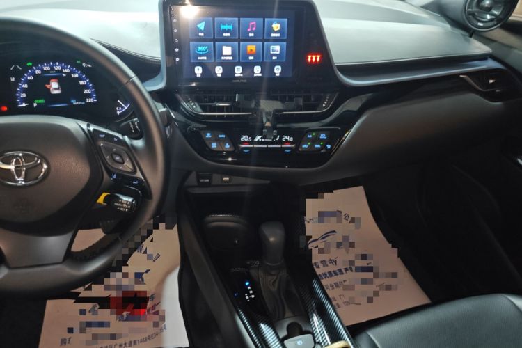 Used Toyota IZOA 2021 Dual-Motor 2.0L Yi Xing Edition Audio And AC Panel