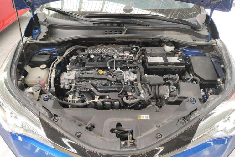 Used Toyota IZOA 2021 2.0L Enjoy Edition Engine Bay