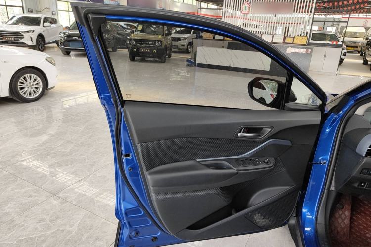 Used Toyota IZOA 2021 2.0L Enjoy Edition Interior 7