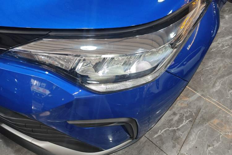 Used Toyota IZOA 2021 Dual-Motor 2.0L Yi Xing Edition Left Front Headlight