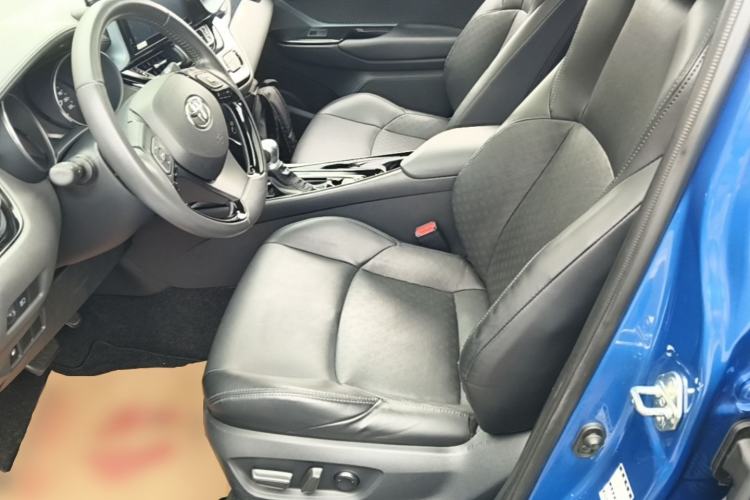 Used Toyota IZOA 2021 2.0L Yichi Version Left Front Seat
