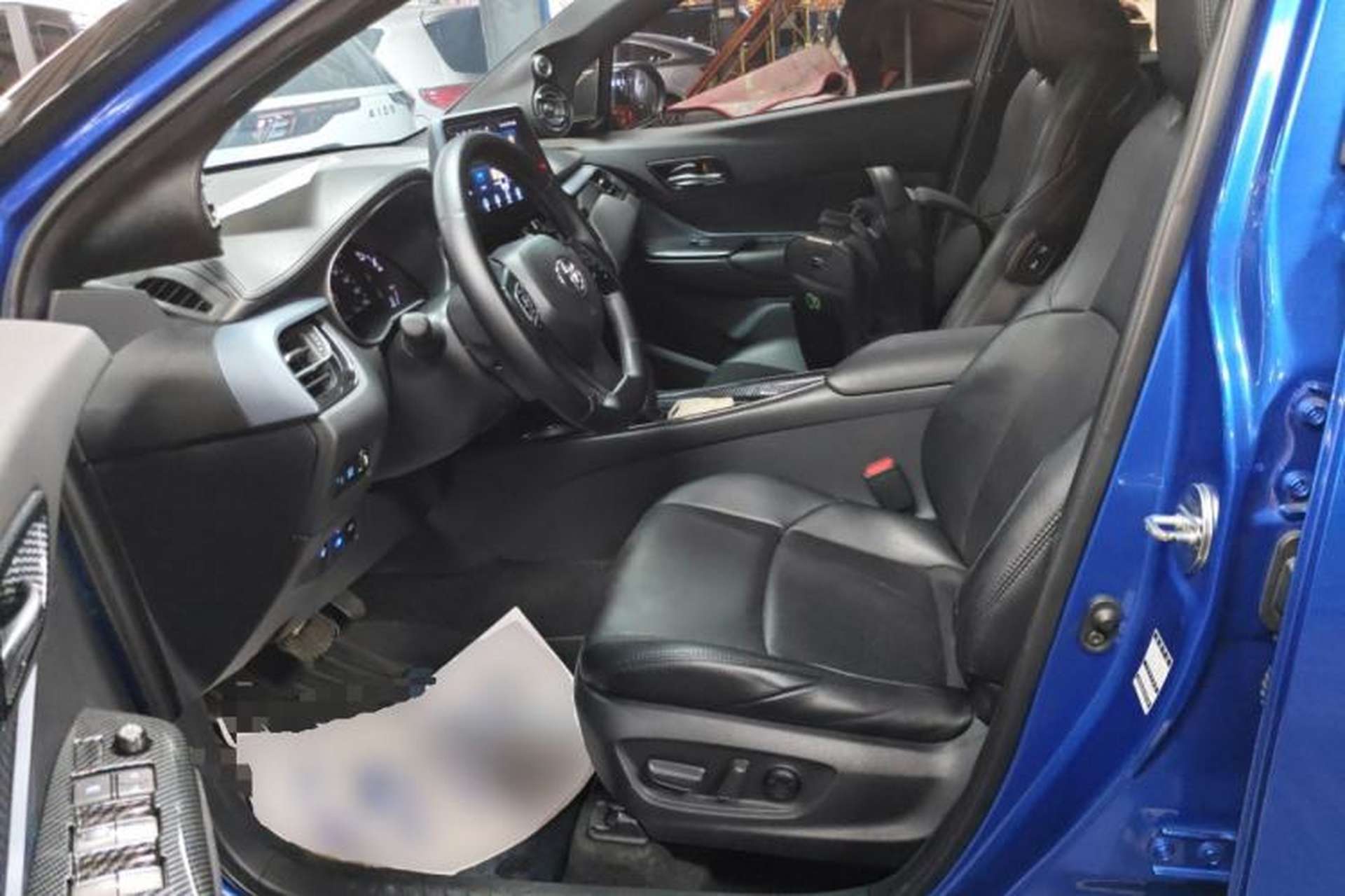 Used Toyota IZOA 2021 Dual-Motor 2.0L Yi Xing Edition Left Front Seat