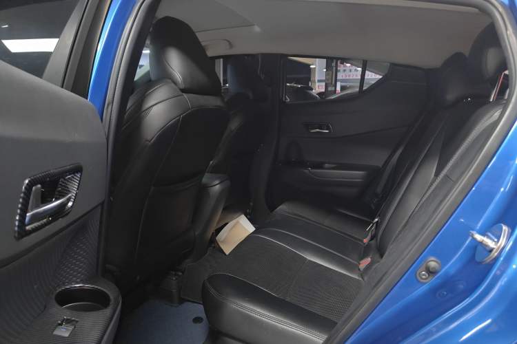 Used Toyota IZOA 2021 Dual-Motor 2.0L Yi Xing Edition Left Rear Seat