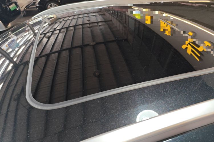 Used Toyota IZOA 2021 Dual-Motor 2.0L Yi Xing Edition Roof