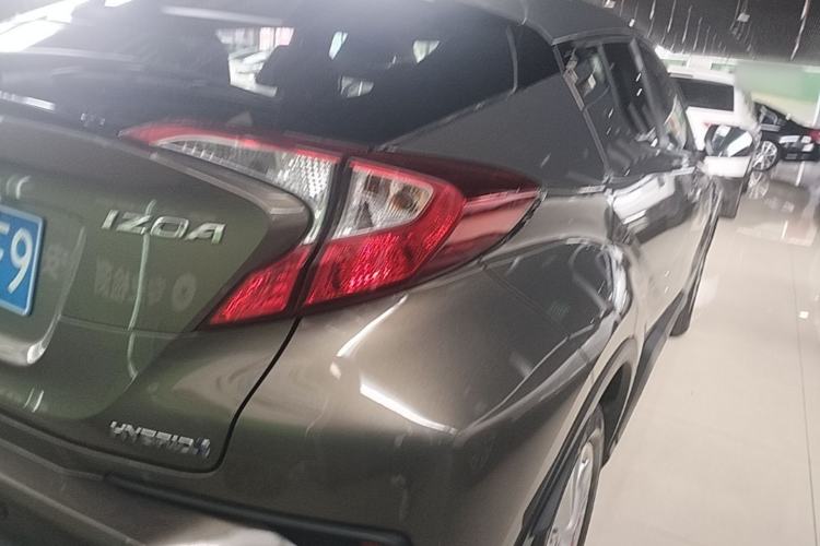 Used Toyota IZOA 2021 Dual-Motor 2.0L Yixiang Edition Right Rear Taillight