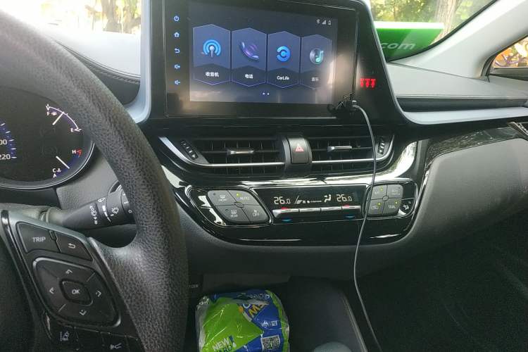 Used Toyota IZOA 2021 Dual-Motor 2.0L Yi Xing Edition Audio And AC Panel